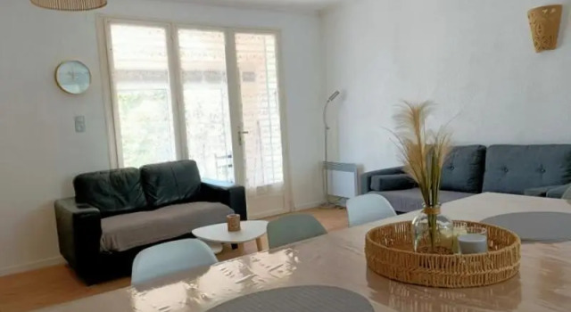 Charmante Maison à 200 mètres de la Plage, Saint-Pierre-La-Mer 10INAV5, Rezerwuj Hotel Saint-Pierre-la-Mer Aude