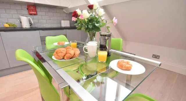 Апартаменты Indigo Flats Apartment 3 Opera House ensuite Fourth Floor