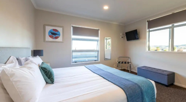 Люкс Luxury с 2 комнатами Lake Taupo Motor Inn