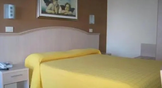 Albergo Girasole, Rezervovat Hotel San Benedetto del Tronto 