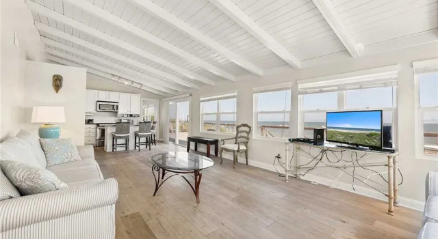 Coastal Charm, 2 Bedrooms, Ocean Front, Sleeps 6, Забронировать Отель Понте-Ведра Jacksonville Coast