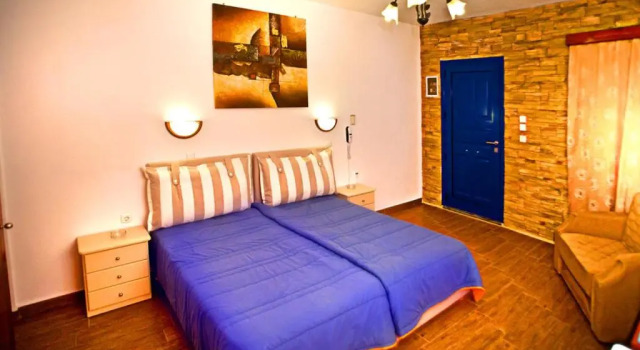 Студия CALLIOPE MAILLE studios & apartments
