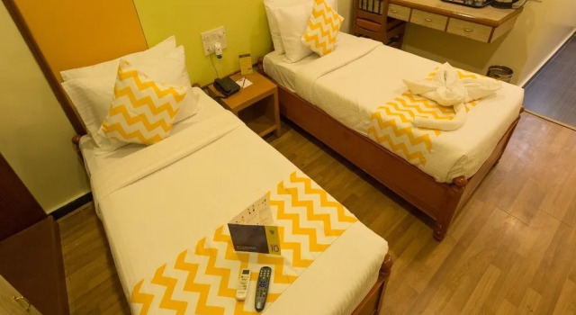 FabHotel Pearl T Nagar, Забронировать Отель Отели штата Тамилнада с бассейном, Бассейн