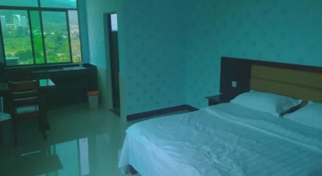 Ju Yuan Ge Hotel, Book Hotel Sanya Hainan