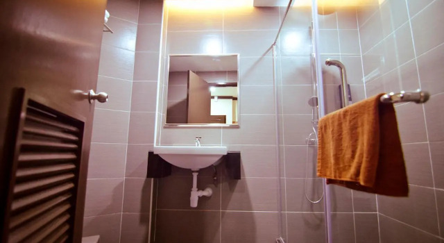 O podwyższonym standardzie rodzinny pokój Hotel Setia