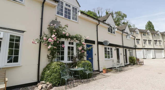 5 Wye Rapid Cottages