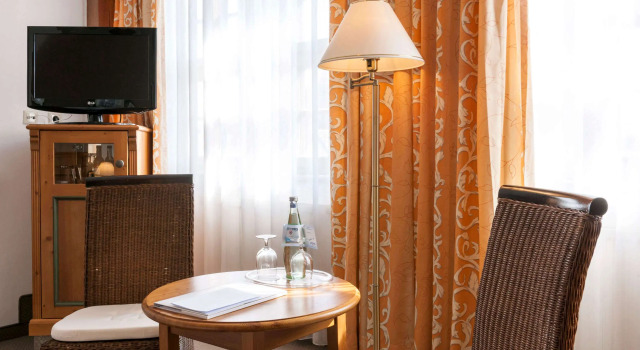 Wyndham Garden Quedlinburg Stadtschloss, Book Hotel Hotels in Garz with a Pool, Swimming Pool