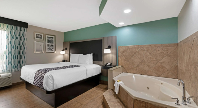 Двухместный люкс Best Western Plus Greenwood Indy South Inn