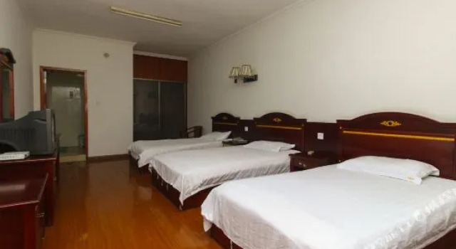 Nanjing Wugang Hotel, Prenota Hotel Nanchino Jiangsu