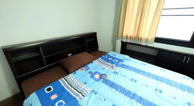 Nontsee Apartment