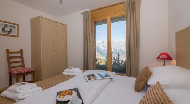Chalet Les Eriez, Prenota Chalet Hotel a Canton Vallese con parcheggio, Parcheggio