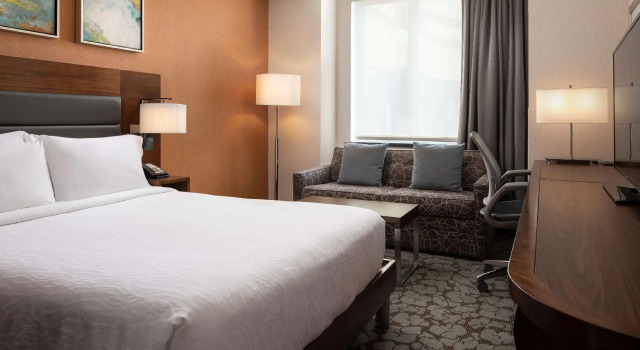 Двухместный номер Hilton Garden Inn Long Island City