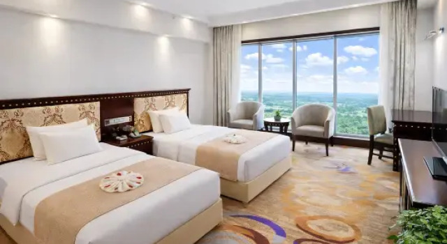 Номер Standard Yinruilin International Hotel