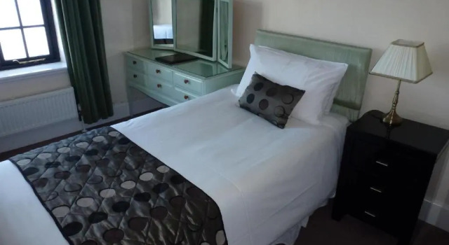 Royal Hotel, Забронировать Отель Бизнес-отели Исторического графства Суссекса, 4* 5*