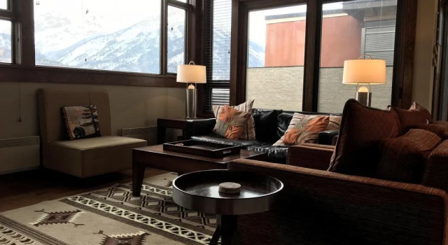 901 Fernie by FCR, Rezervați Hotel Fernie Columbia Britanică