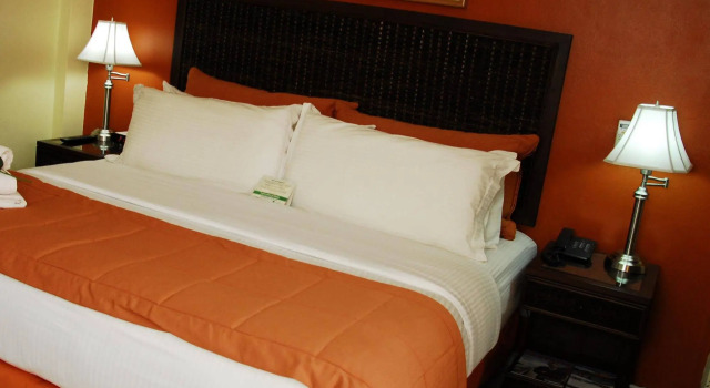 Aparthotel Guijarros, Book Lejlighedshotel Hoteller i Francisco Morazan med parkering, Parkering