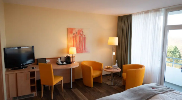 Двухместный номер Standard с балконом Strandhotel Weissenhäuser Strand