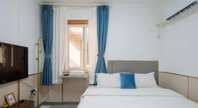 Люкс Luxury Jin Xiangyu Serviced Apartment (Chongqing Jiefangbei Area Hong Ya Dong)