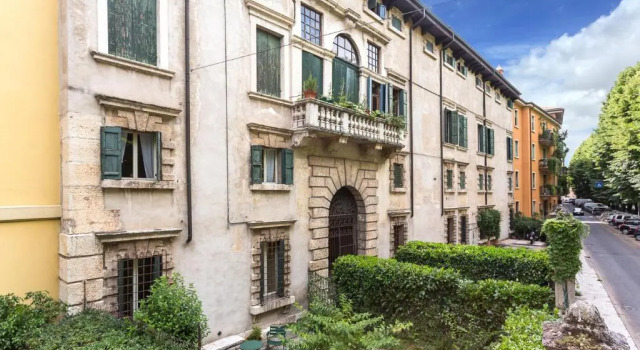 Апартаменты Дуплекс с 3 комнатами Dimore Verona