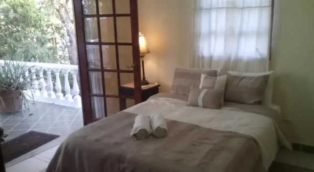 Двухместный номер Standard Hibiscus House Bed and Breakfast