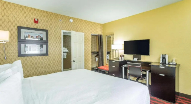 Двухместный номер Standard Inn at the Peachtrees, an Ascend Collection Hotel