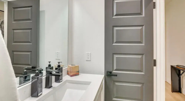 Walkable E Downtown Houston Townhome: Pet-friendly, Забронировать Апартаменты/квартира Апартаменты Хьюстона, рядом с Стадион Шелл Энерджи, Апартаменты/квартира