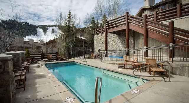Trail's End Lodge at Deer Valley Resort - One Bedroom Residence with Spa #204 1 Condo