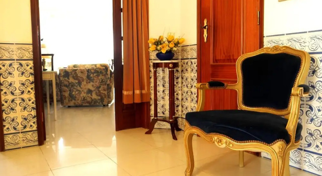 Villa Francesa Guest House, Забронировать Гостевой дом Гостевые дома Лагуш, рядом с Пляж Эстудиантес, Гостевой дом
