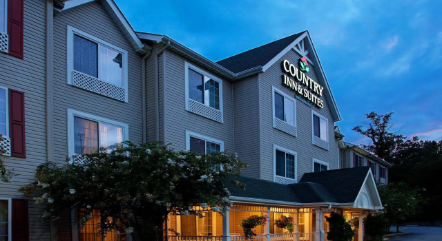 Country Inn & Suites by Radisson, Asheville - Outlet Mall