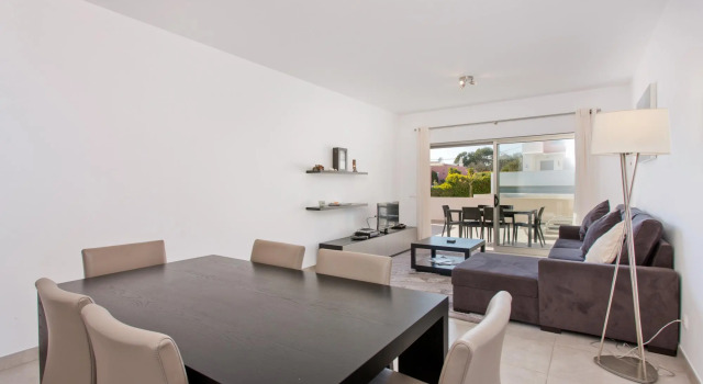 Poolside Albufeira Apartment by Ideal Homes