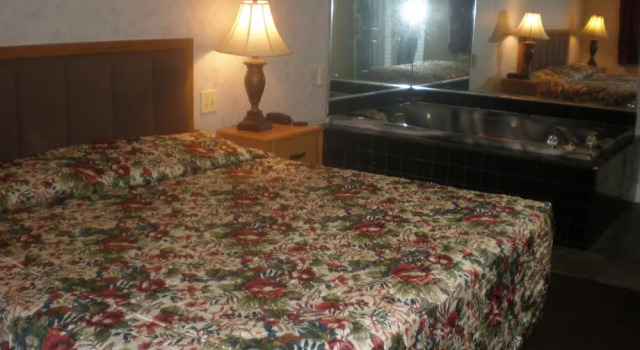 Highlander Motor Inn Atlantic City, Забронировать Мини-отель Отели Нью-Джерси с парковкой, Парковка