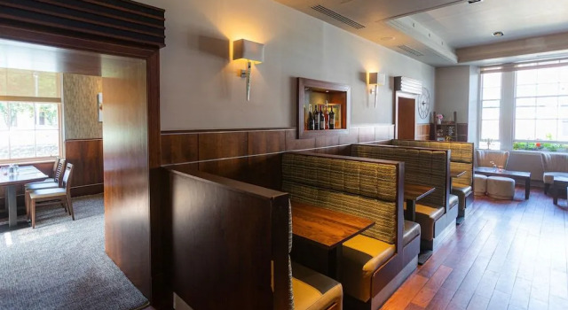 Fletchers Restaurant Bar & Rooms, Забронировать Отель Отели Центральной Шотландии с парковкой, Парковка