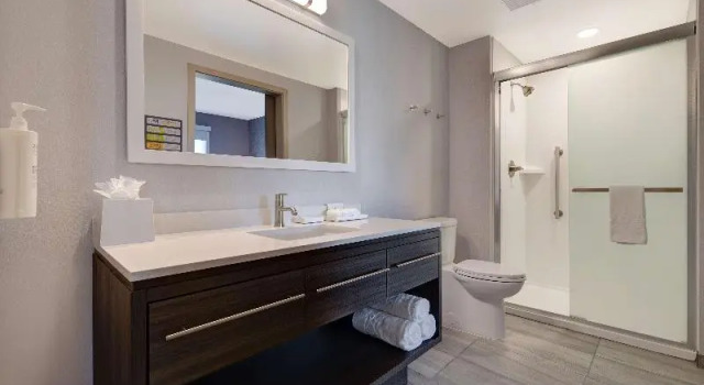 Люкс с видом на горы Home2 Suites By Hilton Petaluma