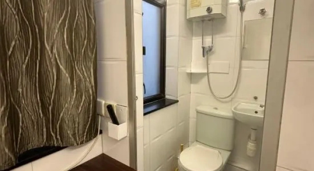 Трёхместный номер Standard New Mandarin Hotel