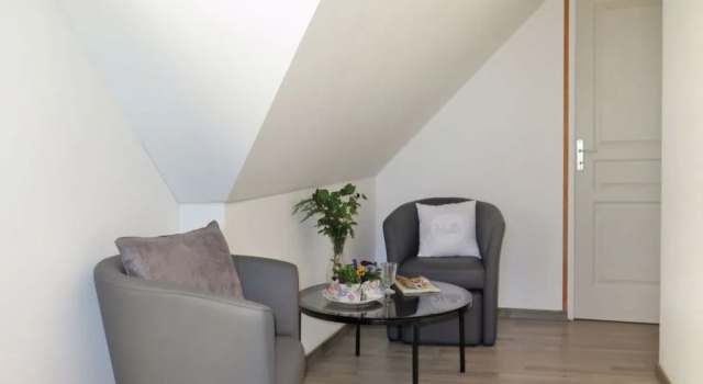 Chez Yvonne (PBA116), Забронировать Отель Отели Плёбьян с парковкой, Парковка