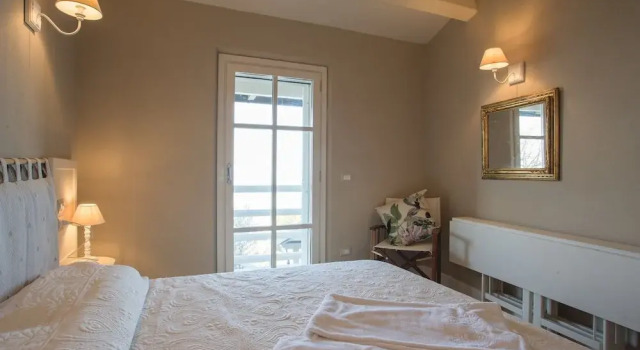 Holiday Home in Magione With Lake View & Pool, Забронировать Вилла Отели Озера Тразимено с парковкой, Парковка