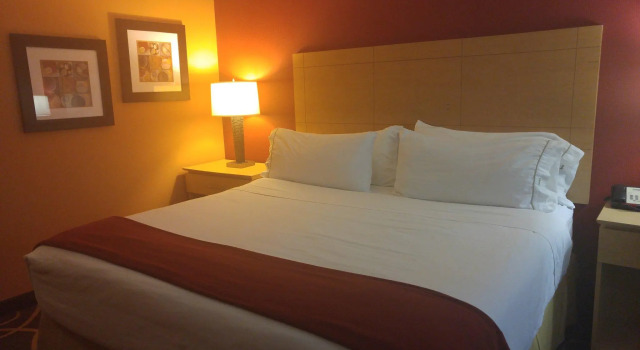 Двухместный номер Standard Holiday Inn Express - Cortland by IHG