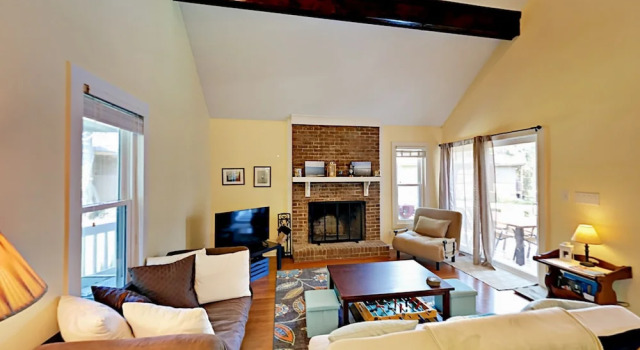 1721 Landing Road Home 3 Bedrooms 2 Bathrooms Home