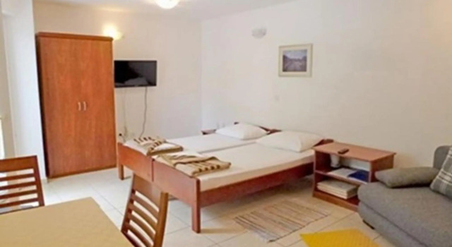 Vlado - 100 m from pebble beach - SA4(2+1), Prenota Hotel Njivice 