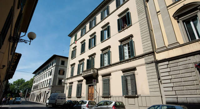 Ridolfi Guest House, Забронировать Гостевой дом Отели Флоренции с парковкой, рядом с Сан-Марко, Парковка