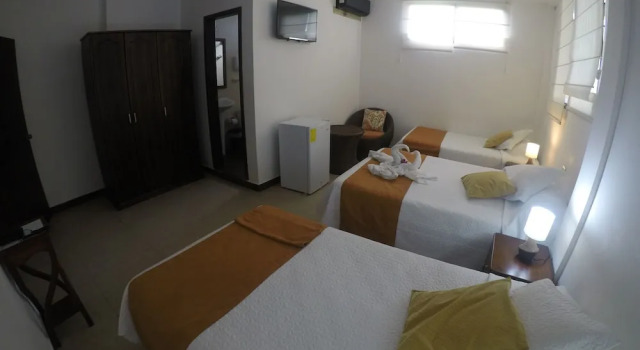 Трёхместный семейный номер Standard Hostal Costa del Pacifico