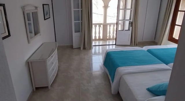Семейные апартаменты с 2 комнатами с балконом Apartamentos Torre Playa