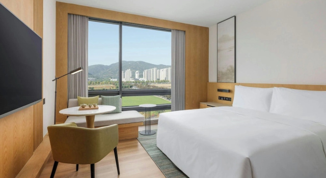 Номер Premium Fairfield by Marriott Deqing