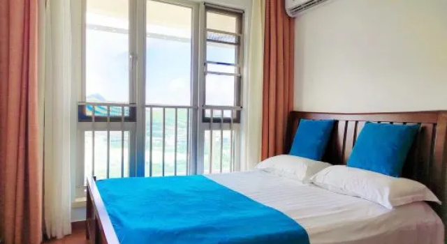 Люкс с 2 комнатами с видом на море Sanya Kanhaiju Apartment