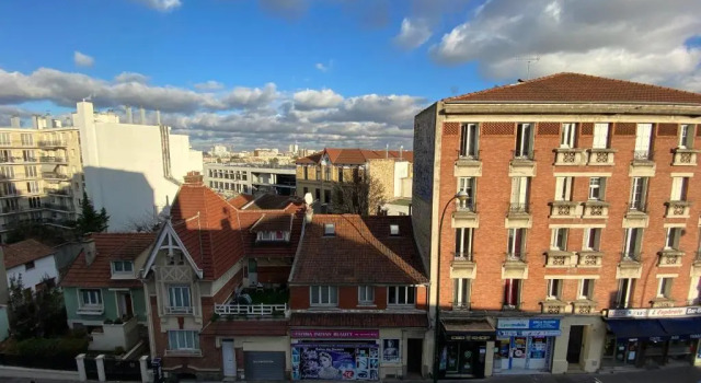 Grande chambre privative à 20 minutes de Paris, Забронировать Отель Коломб Дефанс