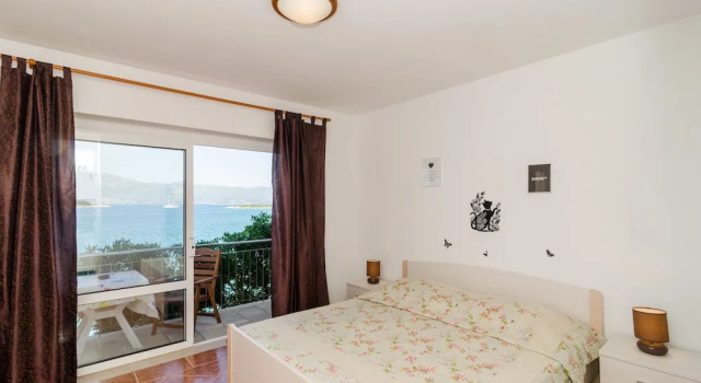 Студия с балконом и с видом на море Apartments Nikolina