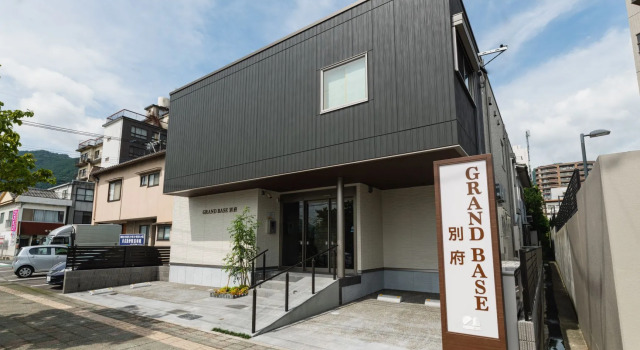 GRAND BASE Beppu Ekihigashi