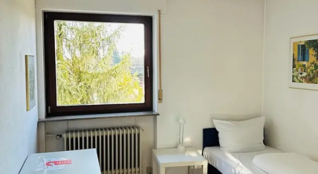Номер Economy Badischer Hof Hotel
