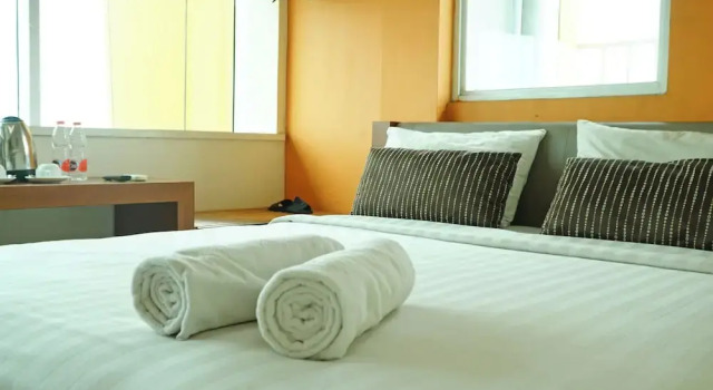Номер Deluxe World Hotel Jakarta - Bandengan