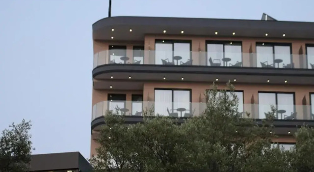 Lans Hotel